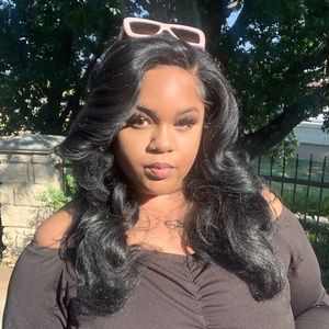 Meet your Posher, Pelot